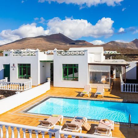 Villa Sol Y Mar Yaiza  Exteriör bild